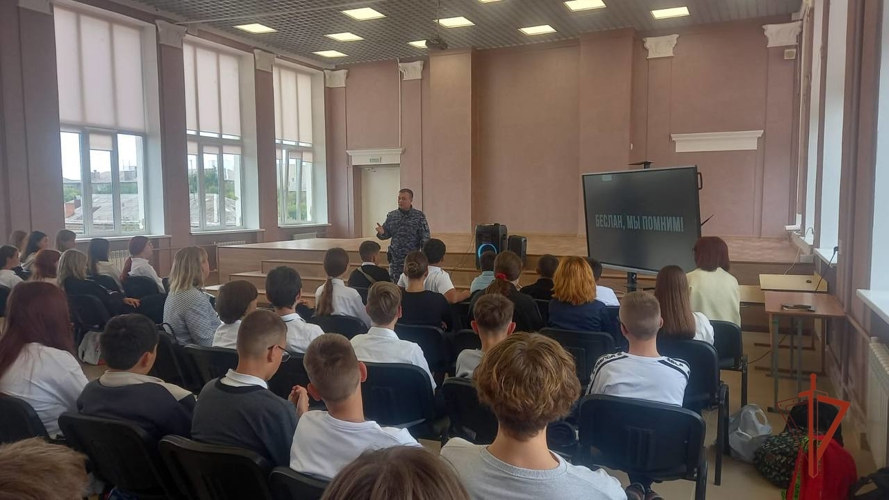 В ЧЕЛЯБИНСКОЙ ОБЛАСТИ С УЧАСТИЕМ РОСГВАРДИИ СОСТОЯЛИСЬ МЕРОПРИЯТИЯ, ПРИУРОЧЕННЫЕ КО ДНЮ СОЛИДАРНОСТИ В БОРЬБЕ С ТЕРРОРИЗМОМ