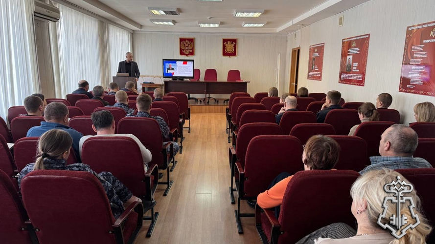 В УПРАВЛЕНИИ ВНЕВЕДОМСТВЕННОЙ ОХРАНЫ РОСГВАРДИИ ПО ЧЕЛЯБИНСКОЙ ОБЛАСТИ ОБСУДИЛИ ВОПРОСЫ ПАТРИОТИЧЕСКОГО ВОСПИТАНИЯ