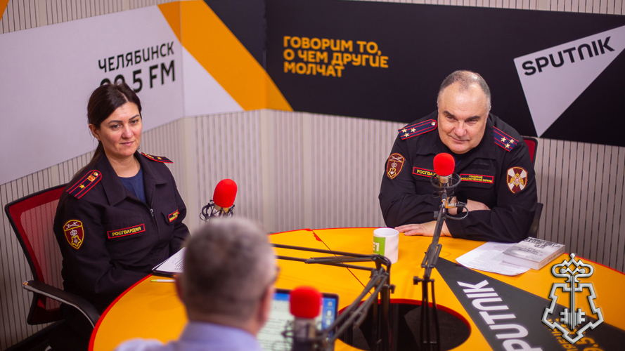 РОСГВАРДЕЙЦЫ РАССКАЗАЛИ О СЛУЖБЕ В ЭФИРЕ ТЕЛЕКАНАЛА «31ТВ» И РАДИО «СПУТНИК»