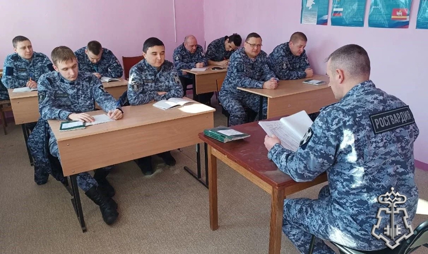 НА ЮЖНОМ УРАЛЕ РОСГВАРДЕЙЦЫ ПРОВЕЛИ МЕРОПРИЯТИЯ КО ДНЮ КОСМОНАВТИКИ