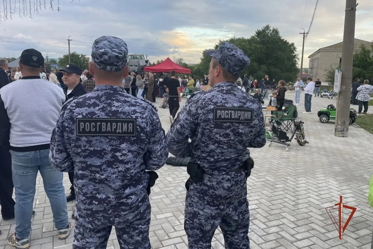 НА ЮЖНОМ УРАЛЕ РОСГВАРДЕЙЦЫ ОБЕСПЕЧИЛИ ОХРАНУ ПОРЯДКА НА ПРАЗДНОВАНИИ САБАНТУЯ