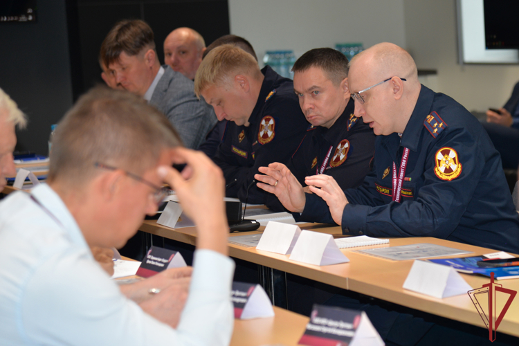Руководитель вневедомственной охраны Челябинской области принял участие в Техническом совете ГУВО Росгвардии в Екатеринбурге (Видео)